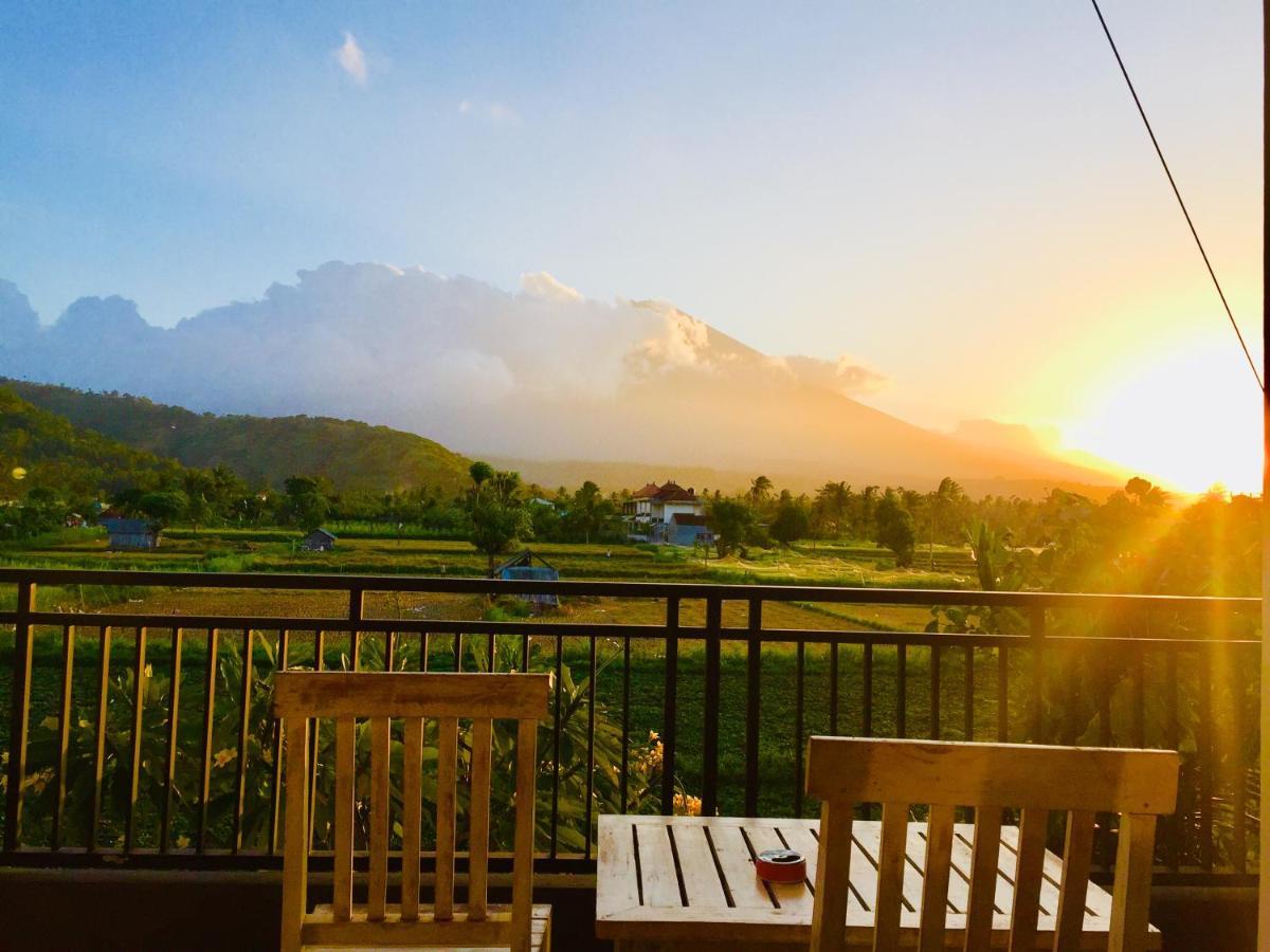 D'Uma Amed Homestay エクステリア 写真