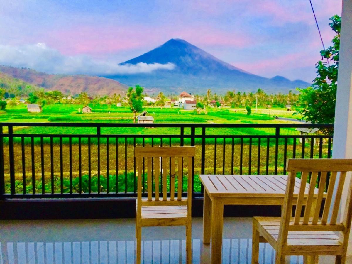 D'Uma Amed Homestay エクステリア 写真