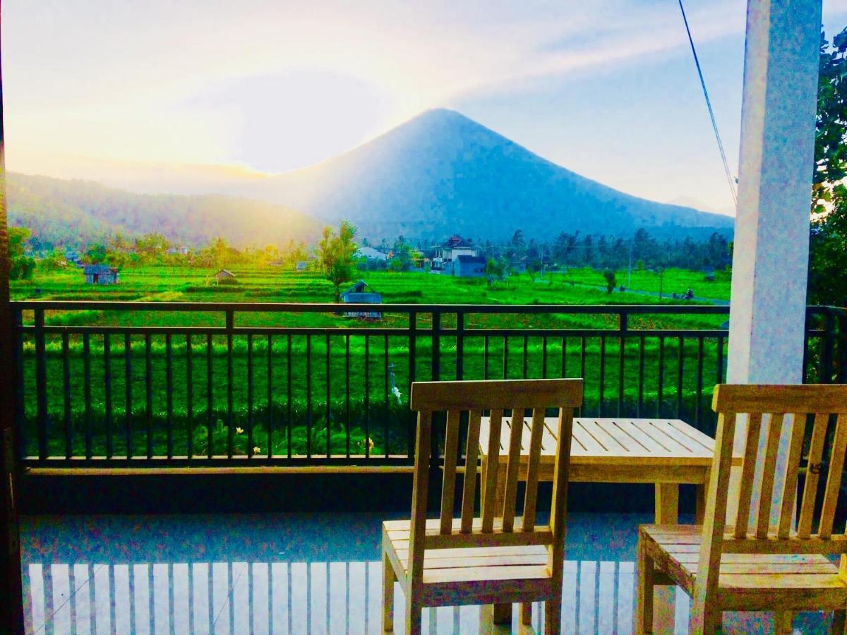 D'Uma Amed Homestay エクステリア 写真