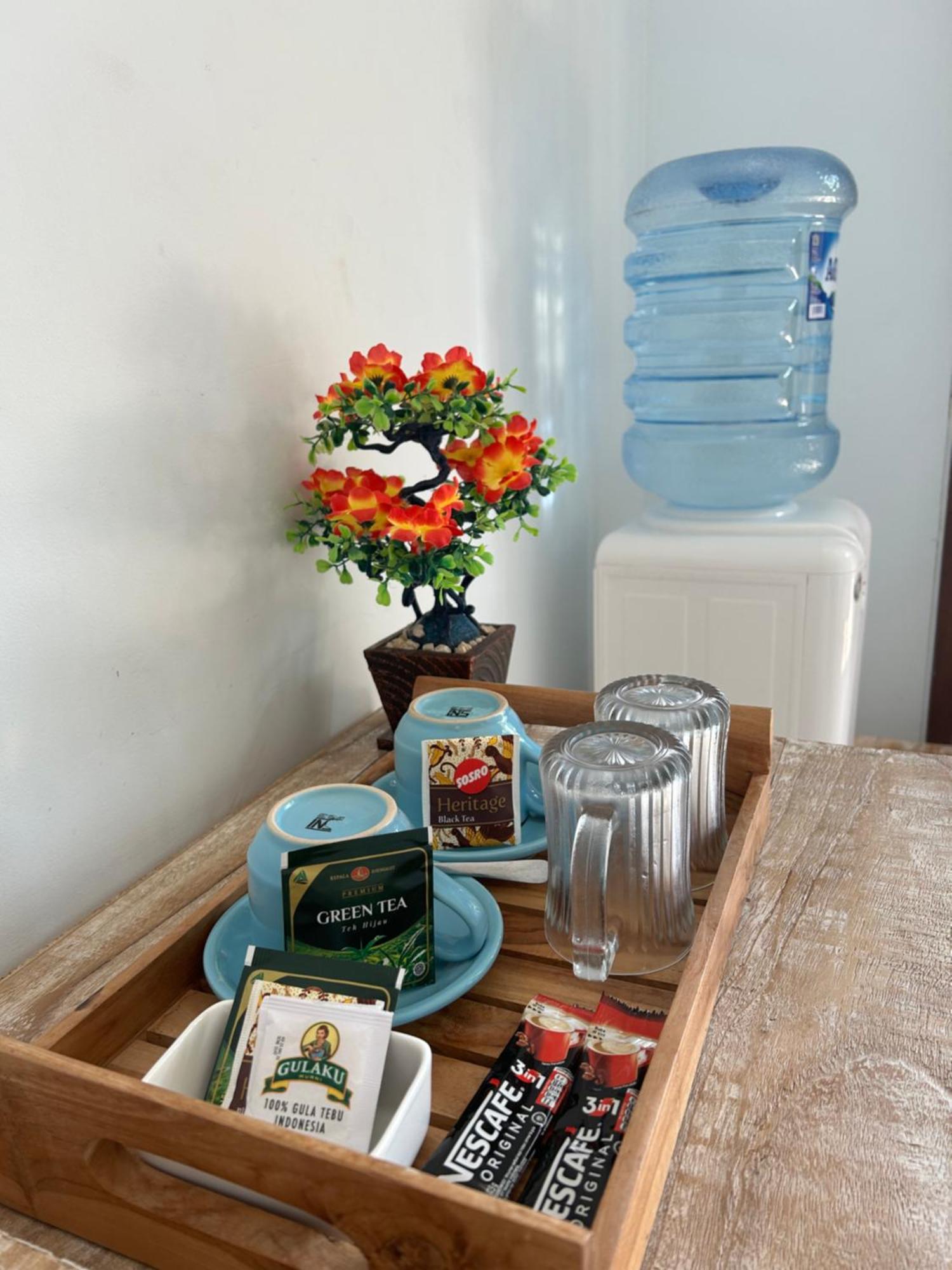 D'Uma Amed Homestay エクステリア 写真