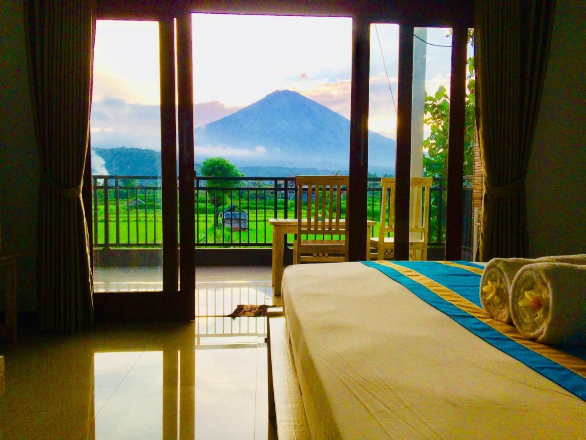 D'Uma Amed Homestay エクステリア 写真