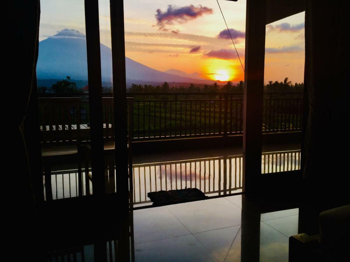 D'Uma Amed Homestay エクステリア 写真