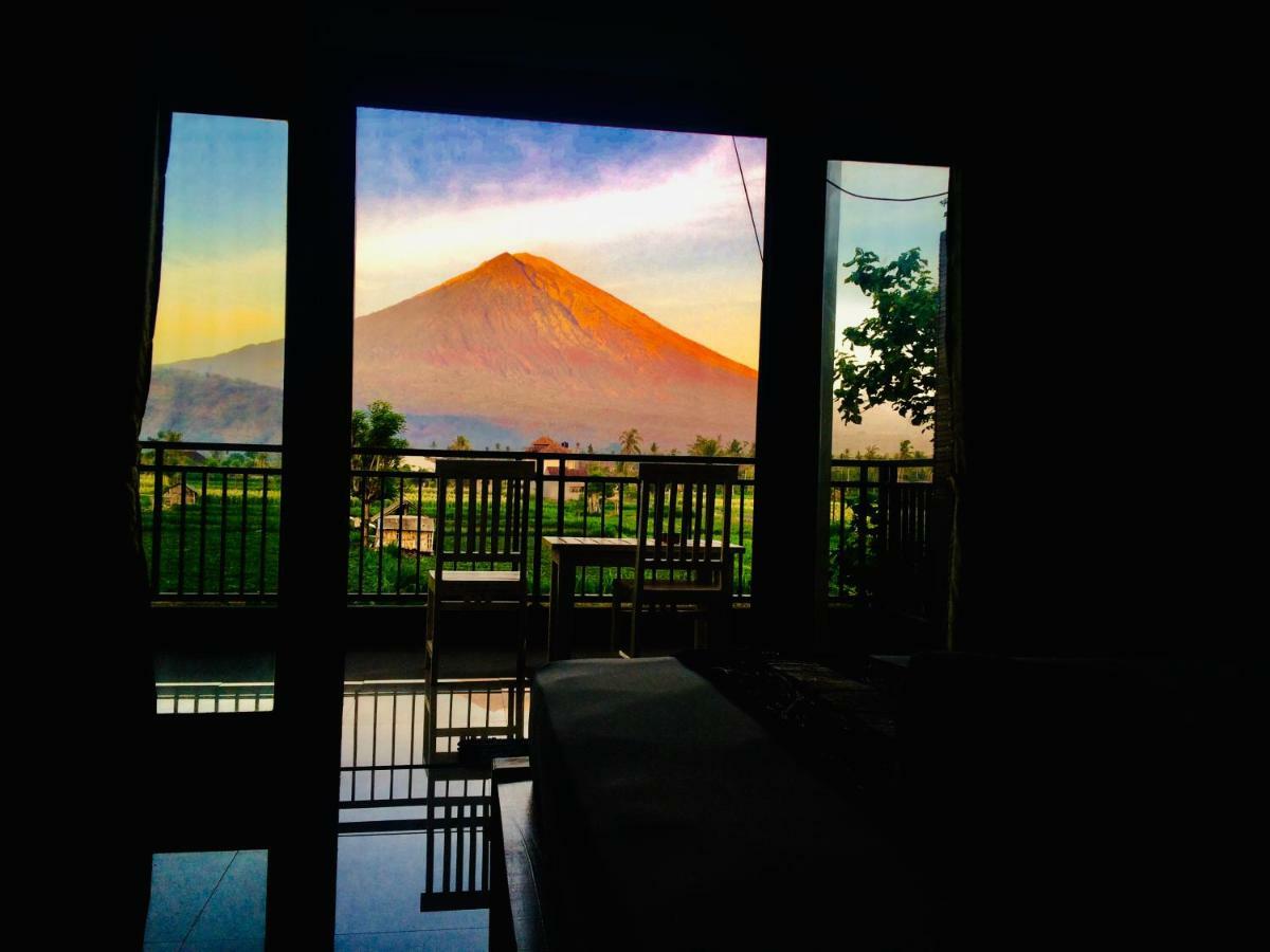 D'Uma Amed Homestay エクステリア 写真